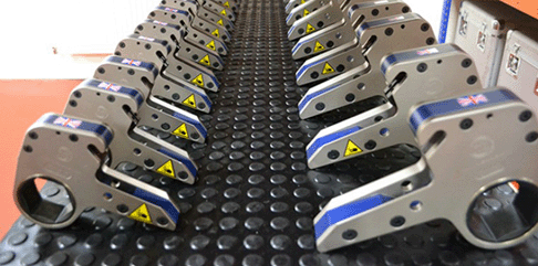 設計一種新型散熱風扇驅動頻率切換裝置